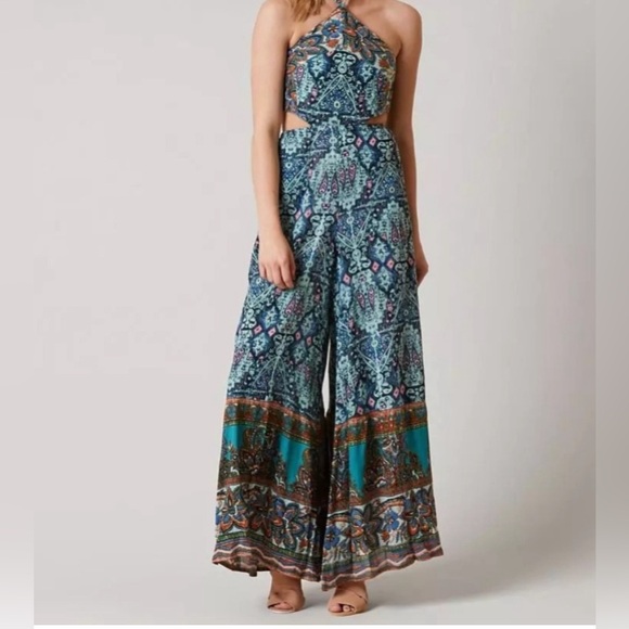 SOLD on FB MarketPlace : Free People Maribelle Navy Blue Print Jumpsuit - Picture 1 of 8